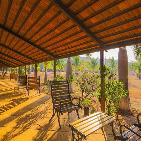 V Resorts Mahua Bagh Murud Nāndgaon Dış mekan fotoğraf