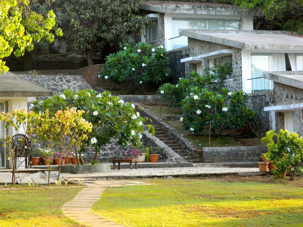 V Resorts Mahua Bagh Murud Nāndgaon Dış mekan fotoğraf