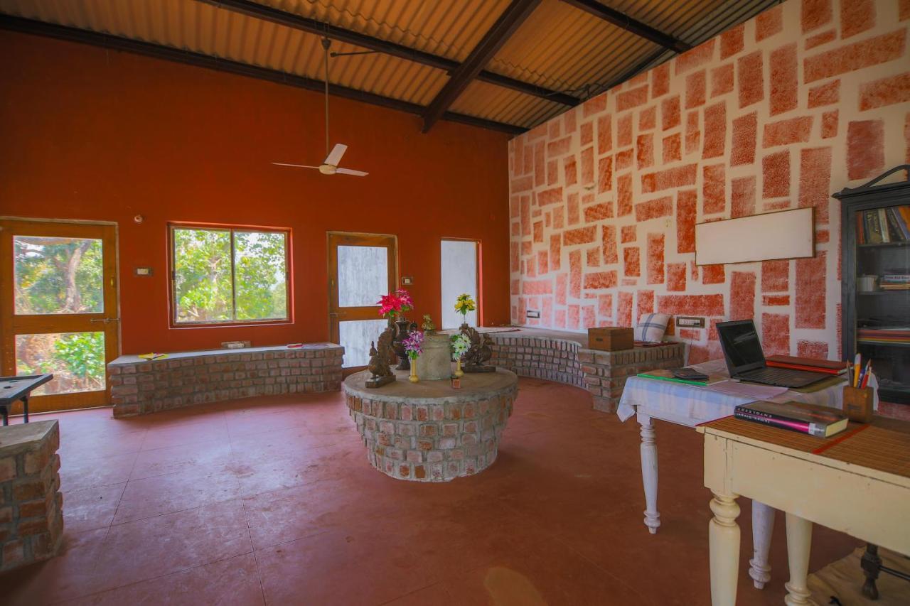 V Resorts Mahua Bagh Murud Nāndgaon Dış mekan fotoğraf